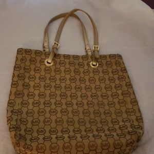 Michael Kors shoulder purse